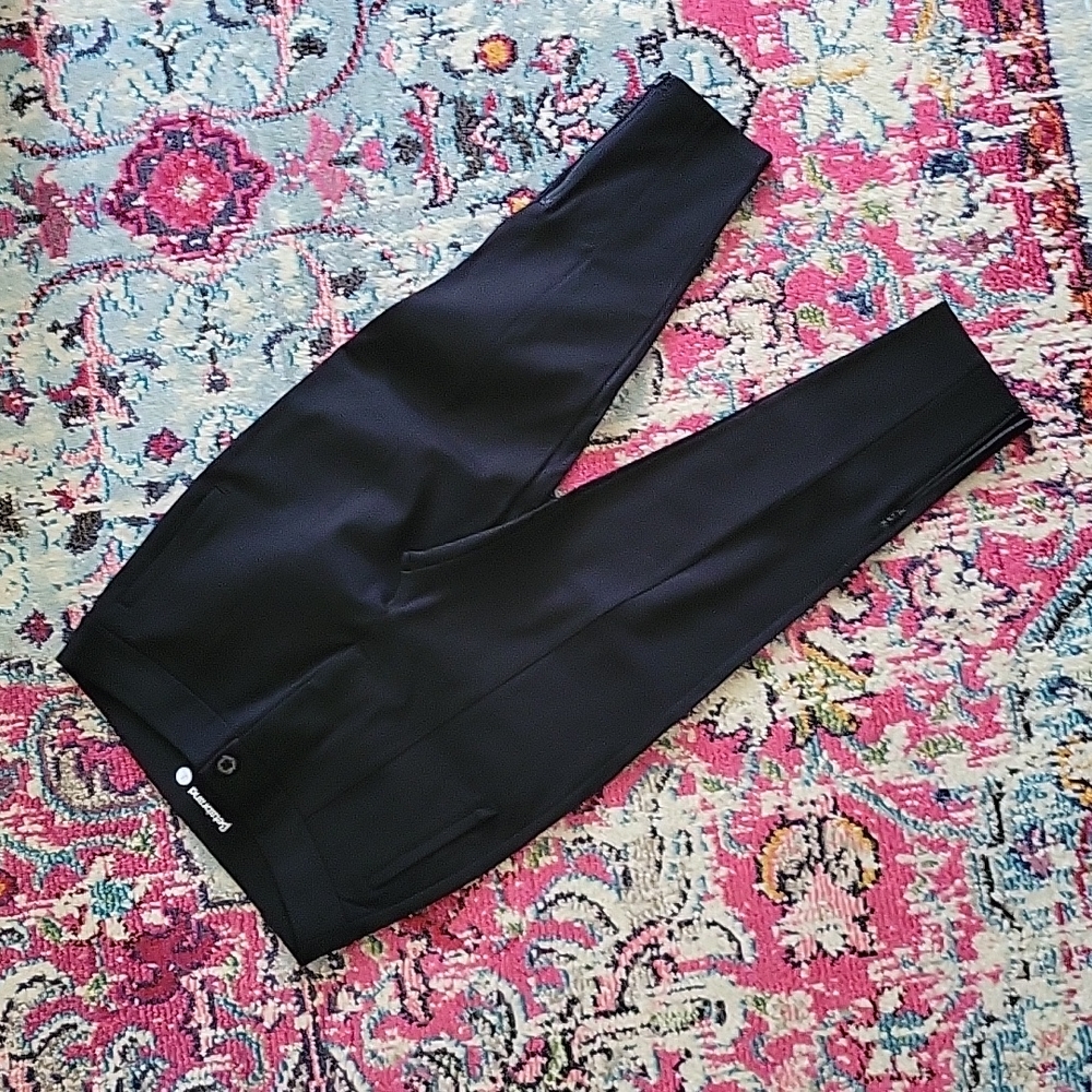 Beta brand betabrand Zipper Capri short petite large black